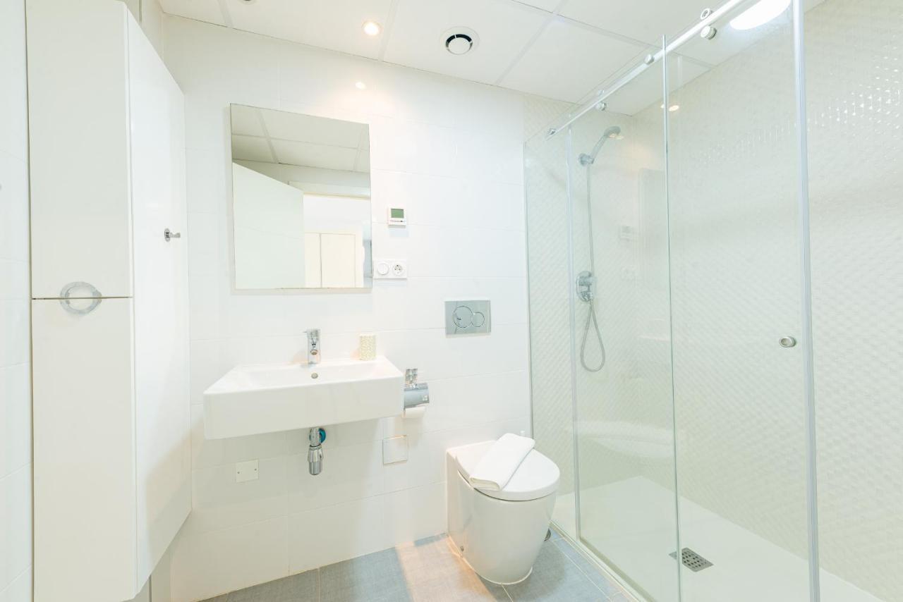Myflats Luxury Ocean Side Apartment อาเรนาเลส เดล ซอล ภายนอก รูปภาพ