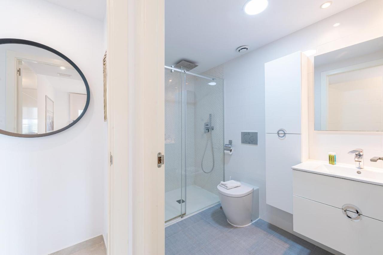 Myflats Luxury Ocean Side Apartment อาเรนาเลส เดล ซอล ภายนอก รูปภาพ